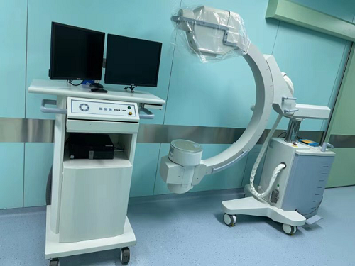 科室有椎间孔镜,膝关节镜,进口c型x光机,骨科动力系统,骨科牵引手术床