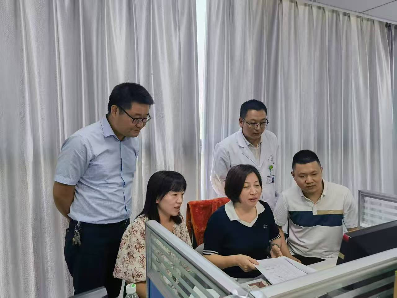 图片2.png 图片2.png
